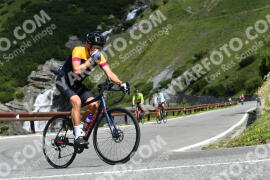 Photo #2307107 | 15-07-2022 10:35 | Passo Dello Stelvio - Waterfall curve BICYCLES