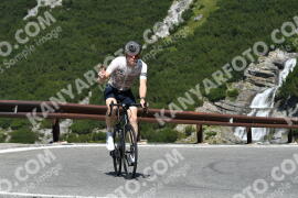 Photo #2352885 | 19-07-2022 11:23 | Passo Dello Stelvio - Waterfall curve BICYCLES