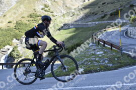 Photo #2079179 | 02-06-2022 09:04 | Passo Dello Stelvio - Waterfall BICYCLE riders
