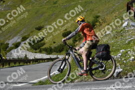 Fotó #2722430 | 23-08-2022 15:53 | Passo Dello Stelvio - Vízesés kanyar Bicajosok