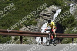 Photo #3604558 | 28-07-2023 10:22 | Passo Dello Stelvio - Waterfall curve BICYCLES