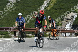 Photo #2368780 | 22-07-2022 10:41 | Passo Dello Stelvio - Waterfall curve BICYCLES