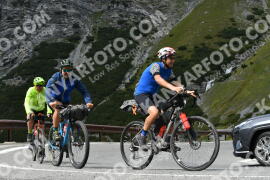 Photo #2683651 | 17-08-2022 13:40 | Passo Dello Stelvio - Waterfall curve BICYCLES