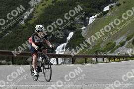 Photo #3286650 | 29-06-2023 15:02 | Passo Dello Stelvio - Waterfall curve BICYCLES