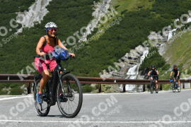 Foto #2382922 | 24-07-2022 11:32 | Passo Dello Stelvio - Waterfall Kehre BICYCLES