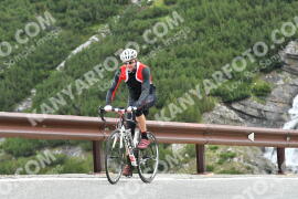 Photo #2442904 | 30-07-2022 12:49 | Passo Dello Stelvio - Waterfall curve BICYCLES