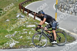 Photo #2400429 | 25-07-2022 12:38 | Passo Dello Stelvio - Waterfall curve BICYCLES