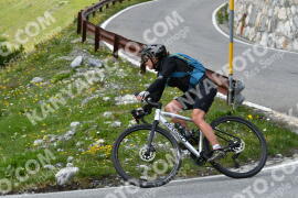 Photo #2198679 | 26-06-2022 14:37 | Passo Dello Stelvio - Waterfall curve BICYCLES