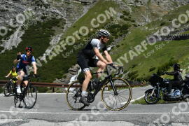 Photo #2176154 | 23-06-2022 11:05 | Passo Dello Stelvio - Waterfall curve BICYCLES