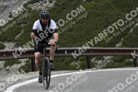 Photo #2131079 | 16-06-2022 10:29 | Passo Dello Stelvio - Waterfall curve BICYCLES