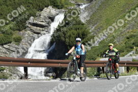 Fotó #3477264 | 15-07-2023 10:04 | Passo Dello Stelvio - Vízesés kanyar Bicajosok