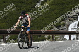 Photo #3231421 | 25-06-2023 12:34 | Passo Dello Stelvio - Waterfall curve BICYCLES