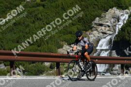 Photo #3983199 | 20-08-2023 10:10 | Passo Dello Stelvio - Waterfall curve BICYCLES