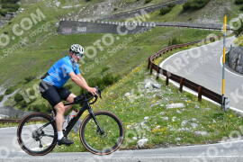 Photo #2202743 | 27-06-2022 11:00 | Passo Dello Stelvio - Waterfall curve BICYCLES