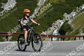 Photo #2666904 | 16-08-2022 10:15 | Passo Dello Stelvio - Waterfall curve BICYCLES