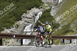 Photo #2738951 | 25-08-2022 11:07 | Passo Dello Stelvio - Waterfall curve BICYCLES