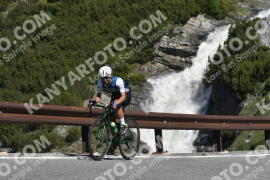 Photo #3243191 | 26-06-2023 10:03 | Passo Dello Stelvio - Waterfall curve BICYCLES