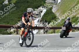 Photo #2370964 | 22-07-2022 12:50 | Passo Dello Stelvio - Waterfall curve BICYCLES