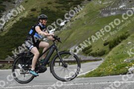 Photo #2129003 | 13-06-2022 12:30 | Passo Dello Stelvio - Waterfall curve BICYCLES