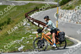 Fotó #2547053 | 08-08-2022 14:08 | Passo Dello Stelvio - Vízesés kanyar Bicajosok