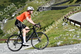 Photo #2412303 | 26-07-2022 10:18 | Passo Dello Stelvio - Waterfall curve BICYCLES