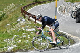 Photo #2411605 | 26-07-2022 13:14 | Passo Dello Stelvio - Waterfall curve BICYCLES