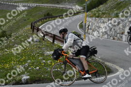 Fotó #3495832 | 16-07-2023 14:14 | Passo Dello Stelvio - Vízesés kanyar Bicajosok