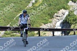 Photo #2526369 | 07-08-2022 09:36 | Passo Dello Stelvio - Waterfall curve BICYCLES