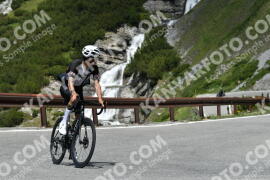 Photo #2176767 | 23-06-2022 12:19 | Passo Dello Stelvio - Waterfall curve BICYCLES