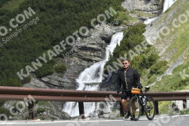 Photo #3287310 | 29-06-2023 10:31 | Passo Dello Stelvio - Waterfall curve BICYCLES