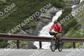 Photo #3470604 | 15-07-2023 12:09 | Passo Dello Stelvio - Waterfall curve BICYCLES