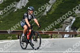 Photo #2431657 | 29-07-2022 11:25 | Passo Dello Stelvio - Waterfall curve BICYCLES
