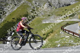 Photo #2721752 | 23-08-2022 14:47 | Passo Dello Stelvio - Waterfall curve BICYCLES