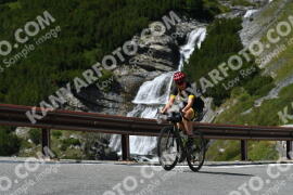 Photo #3987838 | 20-08-2023 14:06 | Passo Dello Stelvio - Waterfall curve BICYCLES