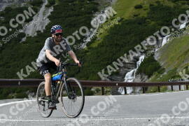 Foto #2488969 | 02-08-2022 14:22 | Passo Dello Stelvio - Waterfall Kehre BICYCLES