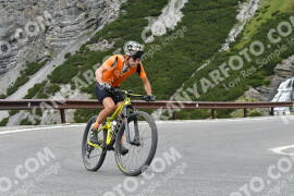 Photo #2302379 | 14-07-2022 11:15 | Passo Dello Stelvio - Waterfall curve BICYCLES