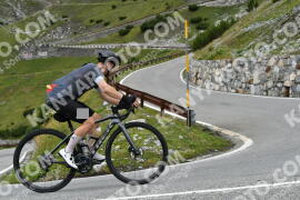 Photo #2436991 | 30-07-2022 10:03 | Passo Dello Stelvio - Waterfall curve BICYCLES