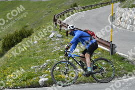 Photo #3113136 | 16-06-2023 13:49 | Passo Dello Stelvio - Waterfall curve BICYCLES