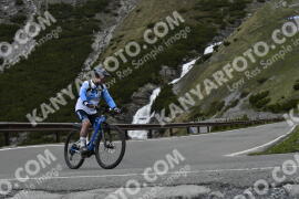 Fotó #3037020 | 03-06-2023 10:46 | Passo Dello Stelvio - Vízesés kanyar Bicajosok