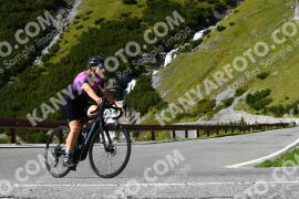 Photo #2701787 | 21-08-2022 15:36 | Passo Dello Stelvio - Waterfall curve BICYCLES