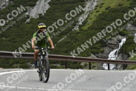 Fotó #3395119 | 08-07-2023 13:32 | Passo Dello Stelvio - Vízesés kanyar Bicajosok