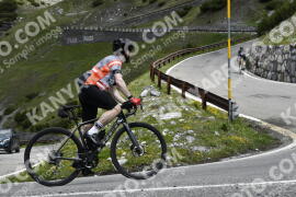 Photo #2129432 | 13-06-2022 11:36 | Passo Dello Stelvio - Waterfall curve BICYCLES