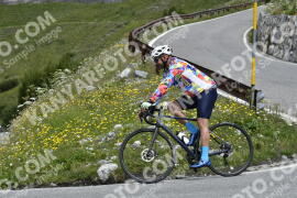 Photo #3546804 | 22-07-2023 11:27 | Passo Dello Stelvio - Waterfall curve BICYCLES
