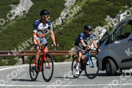 Photo #2145145 | 18-06-2022 09:28 | Passo Dello Stelvio - Waterfall BICYCLE riders