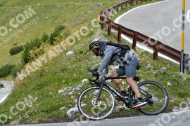 Photo #2683420 | 17-08-2022 13:15 | Passo Dello Stelvio - Waterfall curve BICYCLES