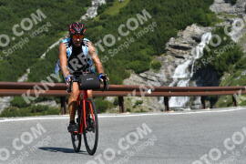 Photo #2398164 | 25-07-2022 10:19 | Passo Dello Stelvio - Waterfall curve BICYCLES
