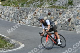 Photo #2371168 | 22-07-2022 13:02 | Passo Dello Stelvio - Waterfall curve BICYCLES