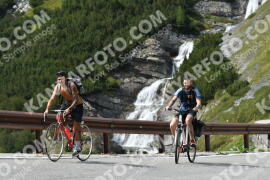 Photo #2683947 | 17-08-2022 14:55 | Passo Dello Stelvio - Waterfall curve BICYCLES
