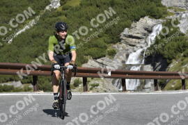 Fotó #2751448 | 26-08-2022 10:31 | Passo Dello Stelvio - Vízesés kanyar Bicajosok