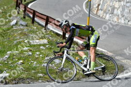 Photo #2313350 | 15-07-2022 16:04 | Passo Dello Stelvio - Waterfall curve BICYCLES